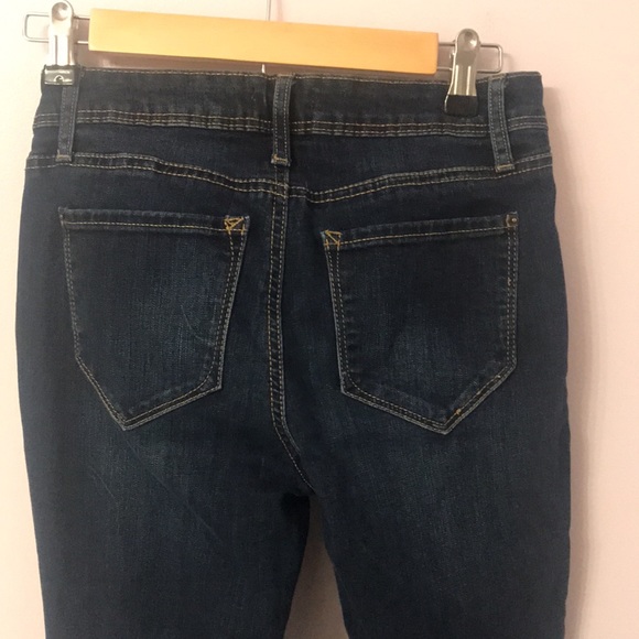 Kensie Jeans Effortless Ankle Mid-Rise Skinny Jeans 4/27. - Picture 7 of 9